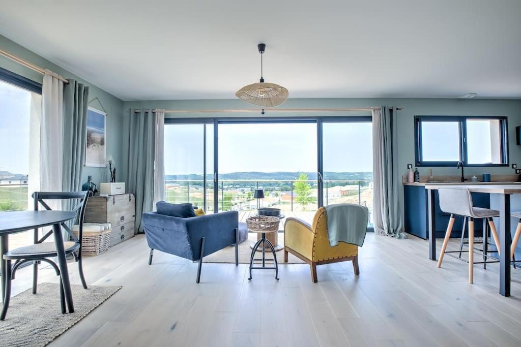 L'Elegante Confort, Clim & Vue Imprenable Bassillac Buitenkant foto
